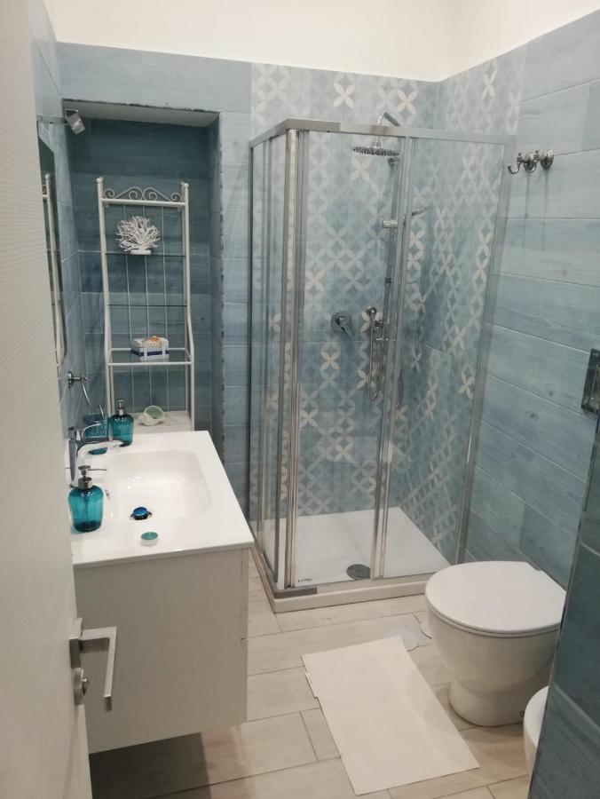 Casa Terry Bed & Breakfast Napoli Bagian luar foto