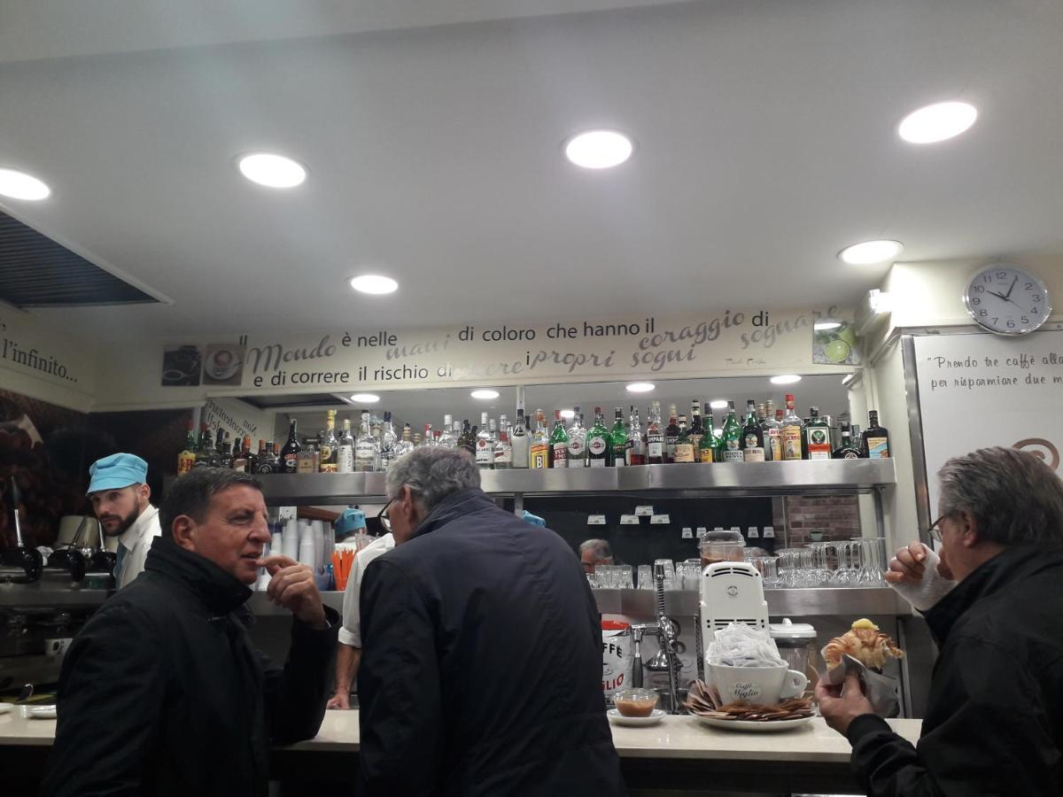 Casa Terry Bed & Breakfast Napoli Bagian luar foto